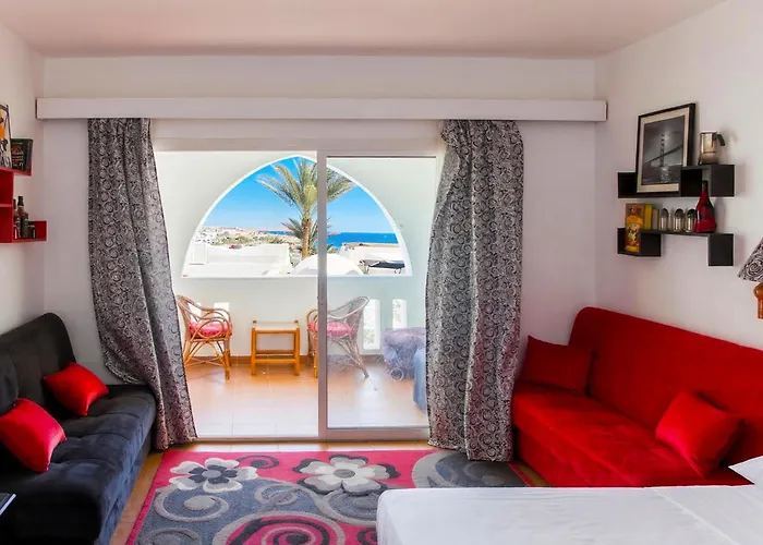 Sea View - - & Pools - Sleeps 4 - 2 Beds And 2 Sofa Beds