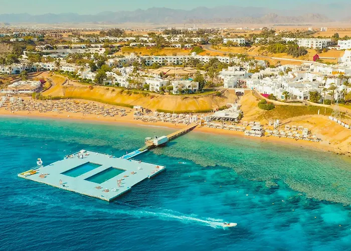 Sea View - - & Pools - Sleeps 4 - 2 Beds And 2 Sofa Beds Apartment *