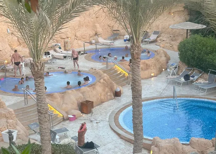 Sea View - - & Pools - Sleeps 4 - 2 Beds And 2 Sofa Beds * Sharm el-Sheikh